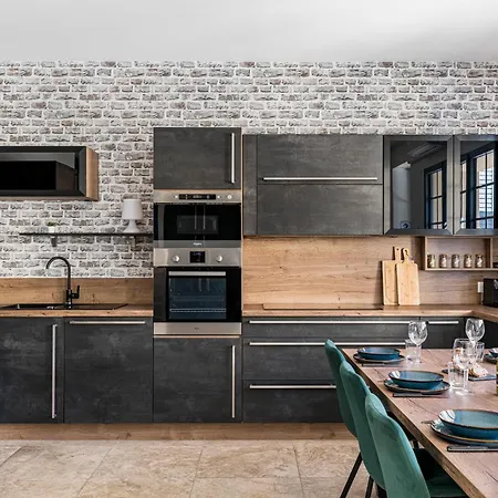 Le Patio D'arlou, Maison De Caractere Fabrezan