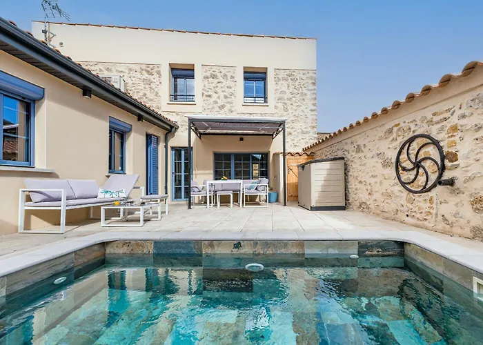 Le Patio D'arlou, Maison De Caractere *
