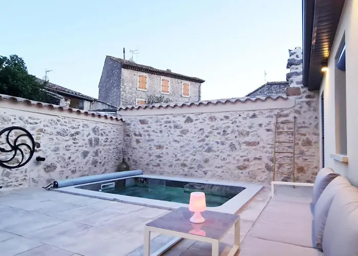 Le Patio D'arlou, Maison De Caractere Fabrezan